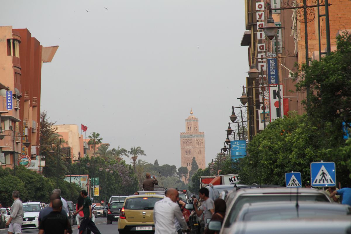 Avenue Mohamed V, cœur battant du Gueliz Avenue Mohamed V, cœur battant du Gueliz