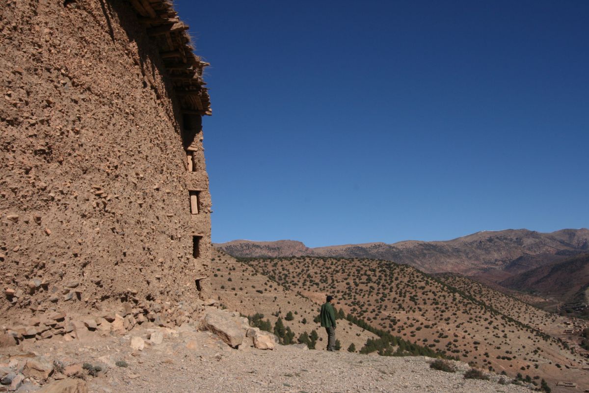 L’Ighrem a servi de coffre-fort aux habitants de Timit jusqu'à la moitié du 20ème siècle. L’Ighrem a servi de coffre-fort aux habitants de Timit jusqu'à la moitié du 20ème siècle.
