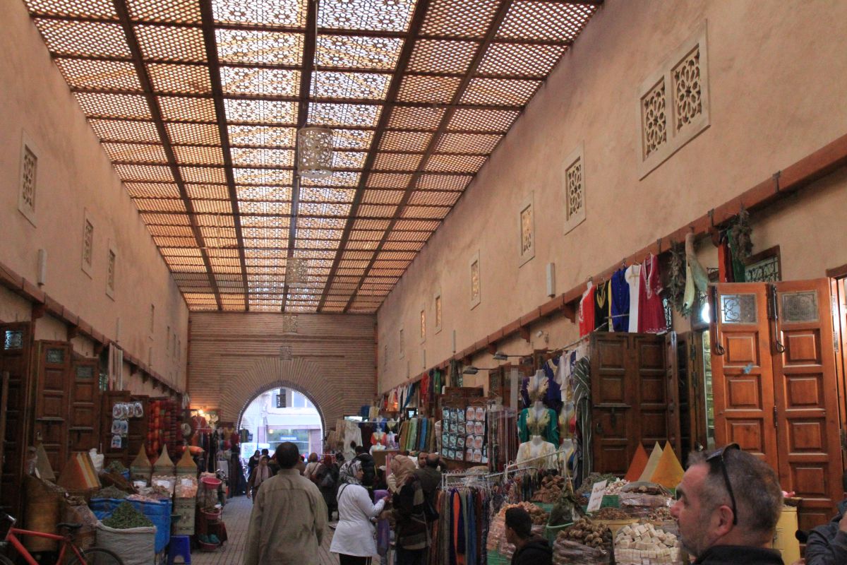 Souk des épices : un monde ravissant de couleurs et de saveurs Souk des épices : un monde ravissant de couleurs et de saveurs