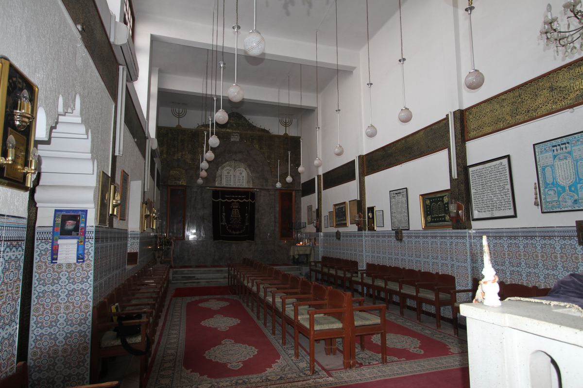 Salle de prière de la synagogue Slat Lazama Salle de prière de la synagogue Slat Lazama